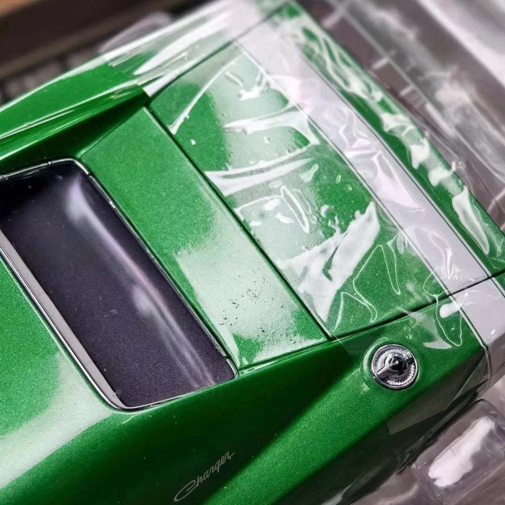 [ERTL] 1:18 Dodge 1969 Charger R/T Green Model Car Die-Cast