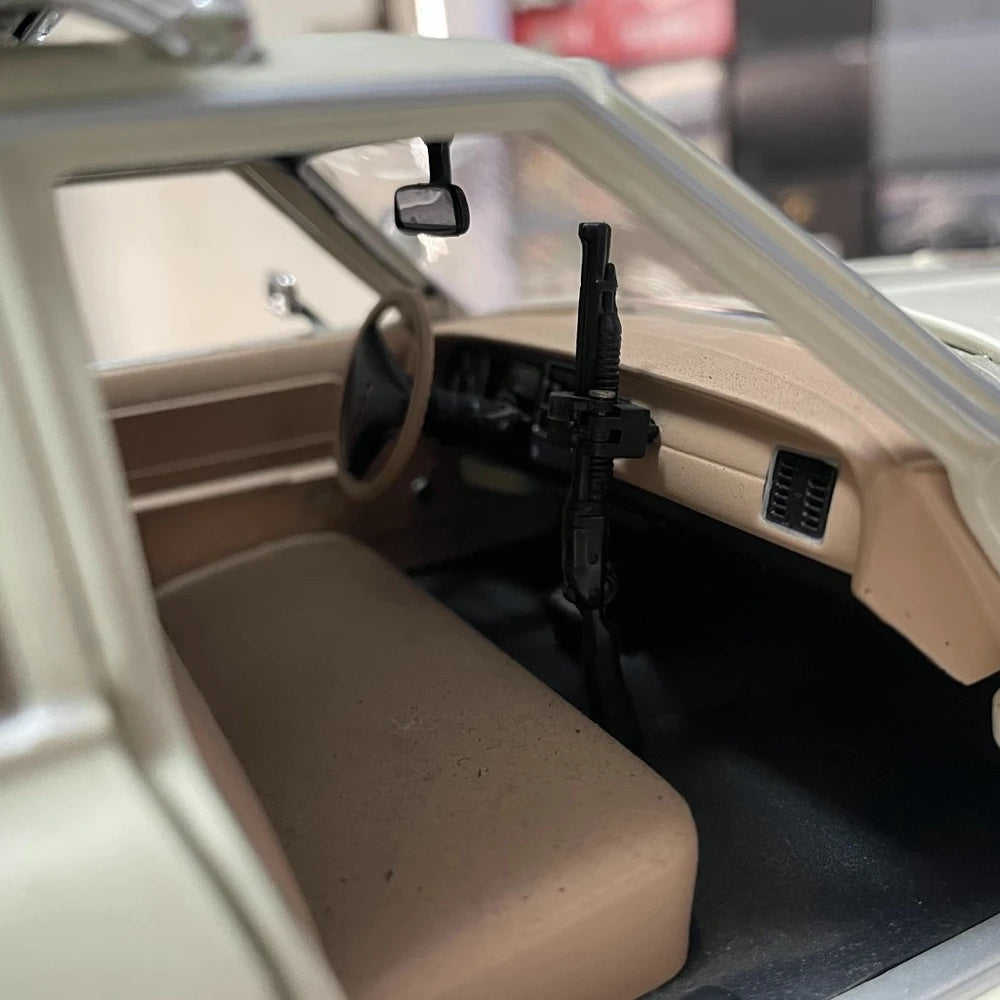 [ERTL] 1:18 Dodge 1974 Monaco Police Model Car Die-Cast