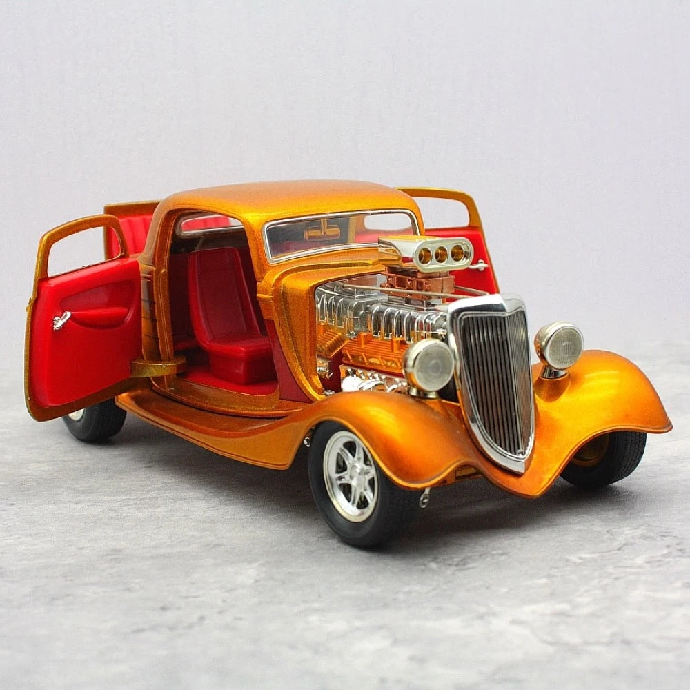 [ERTL] 1:18 Ford 1934 Hot Rod ゴールド モデルカー Die-Cast