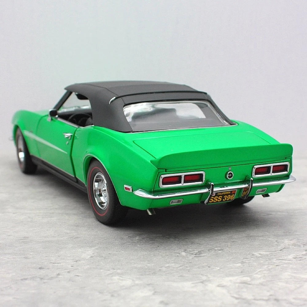 [Exact Detail] 1:18 Chevrolet 1968 Camaro RS/SS Green Model Car Die-Cast