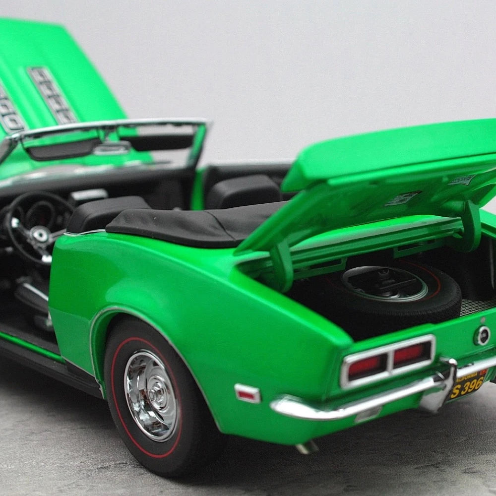 [Exact Detail] 1:18 Chevrolet 1968 Camaro RS/SS Green Model Car Die-Cast