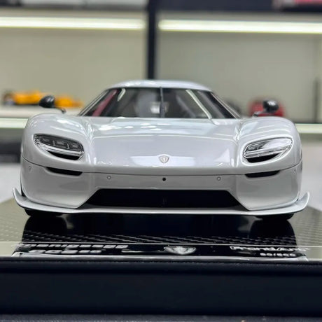 [FrontiArt] 1:18 Koenigsegg 2022 CC850 White Model Car Resin