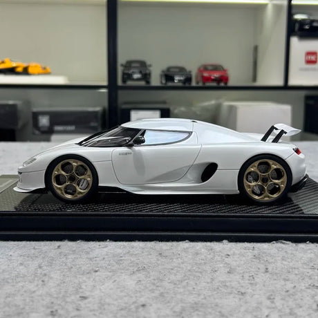 [FrontiArt] 1:18 Koenigsegg 2022 CC850 White Model Car Resin