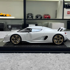 [FrontiArt] 1:18 Koenigsegg 2022 CC850 White Model Car Resin