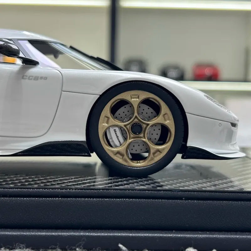 [FrontiArt] 1:18 Koenigsegg 2022 CC850 White Model Car Resin