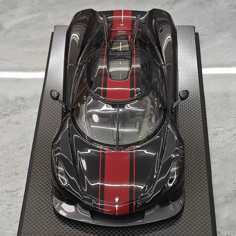 [FrontiArt] 1:18 Koenigsegg 2020 Jesko Absolut Glossy nero & rosso modellino di auto resina