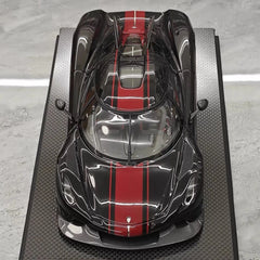 [FrontiArt] 1:18 Koenigsegg 2020 Jesko Absolut Glossy nero & rosso modellino di auto resina