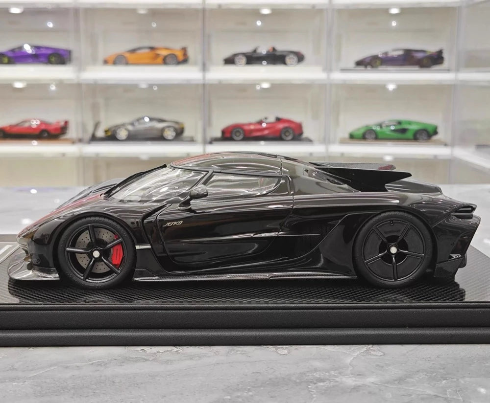 [FrontiArt] 1:18 Koenigsegg 2020 Jesko Absolut Glossy nero & rosso modellino di auto resina