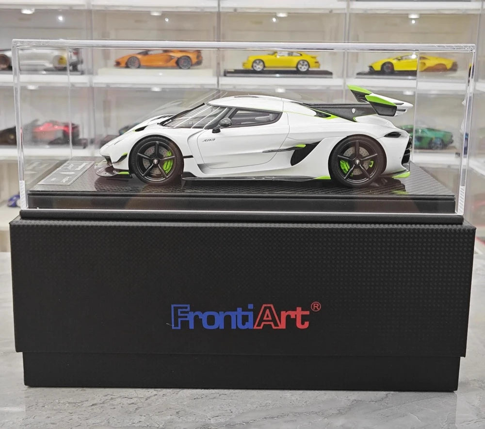 [FrontiArt] 1:18 Koenigsegg 2020 Jesko Attack Glossy White & Green Model Car Resin