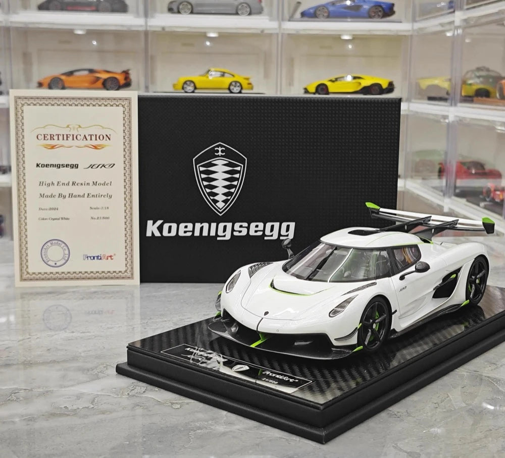 [FrontiArt] 1:18 Koenigsegg 2020 Jesko Attack Glossy bianco & verde modellino di auto resina