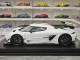 [FrontiArt] 1:18 Koenigsegg 2020 Jesko Attack Glossy White & Green Model Car Resin