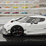 [FrontiArt] 1:18 Koenigsegg 2020 Jesko Attack Glossy White & Red Model Car Resin