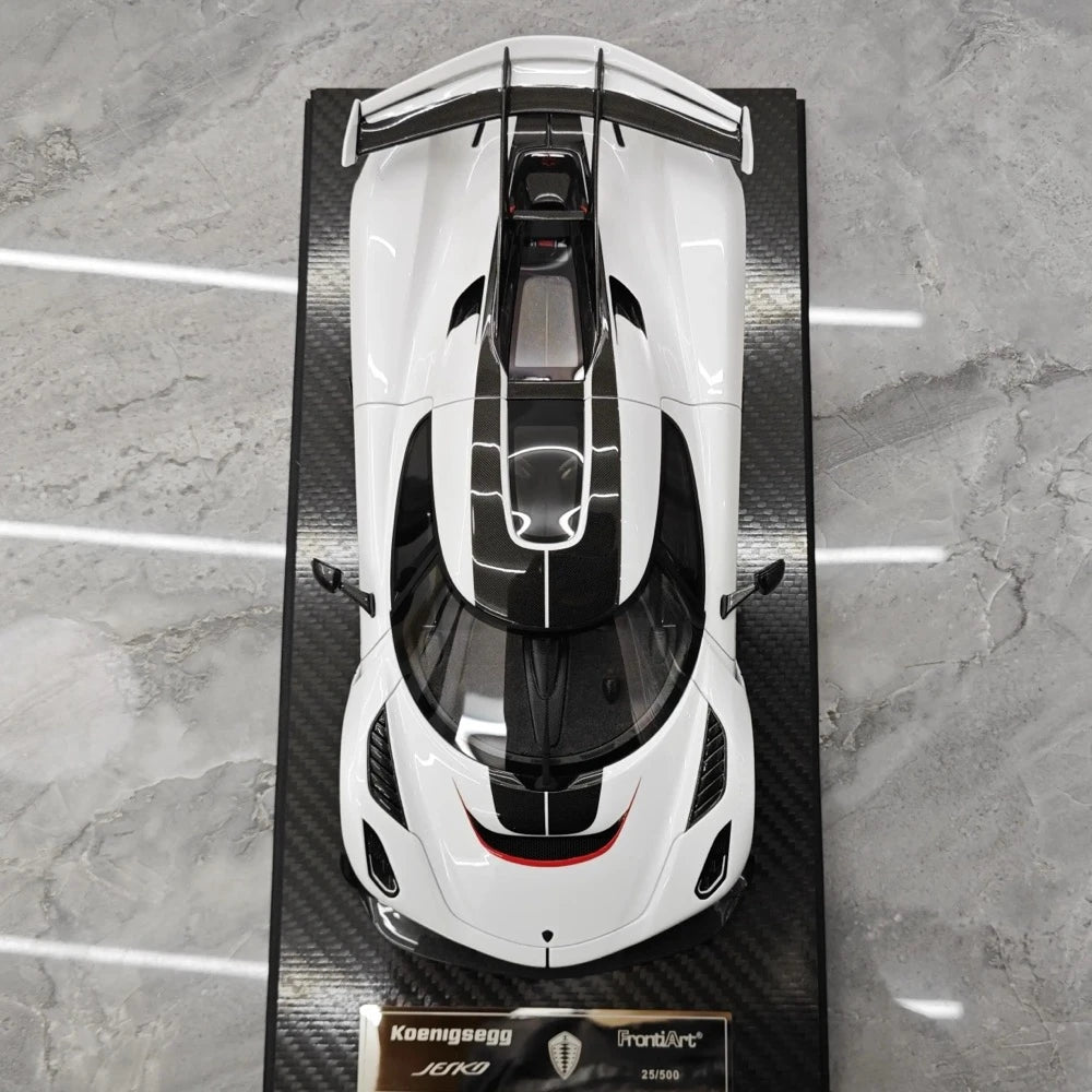 [FrontiArt] 1:18 Koenigsegg 2020 Jesko Attack Glossy White & Red Model Car Resin