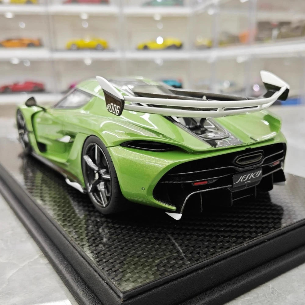 [FrontiArt] 1:18 Koenigsegg 2020 Jesko Attack Glossy Green Model Car Resin