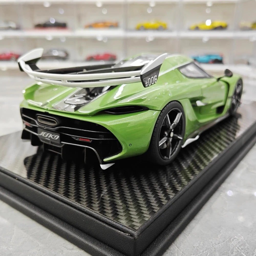 [FrontiArt] 1:18 Koenigsegg 2020 Jesko Attack Glossy Green Model Car Resin