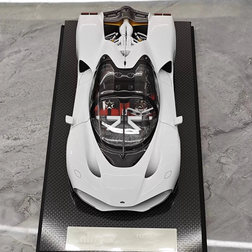 [FrontiArt] 1:18 Nilu 27 Hypercar White Model Car Resin