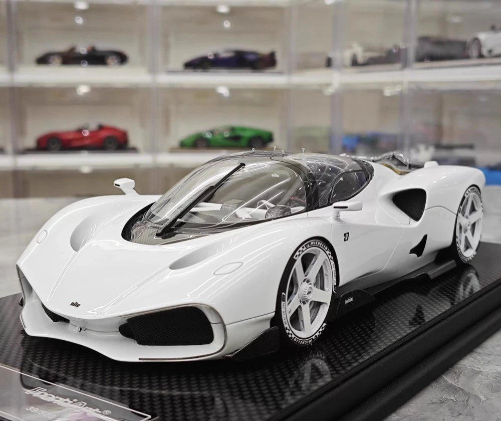 [FrontiArt] 1:18 Nilu 27 Hypercar White Model Car Resin