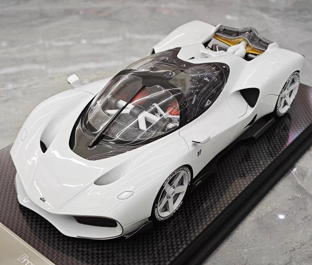 [FrontiArt] 1:18 Nilu 27 Hypercar White Model Car Resin