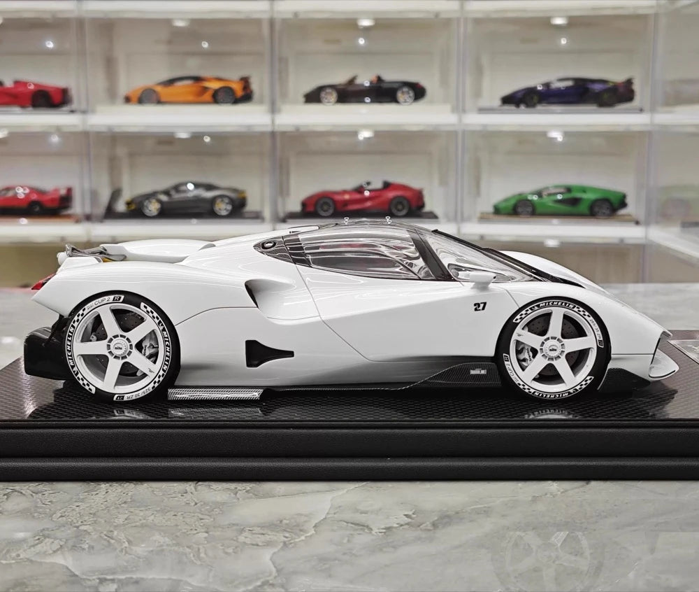 [FrontiArt] 1:18 Nilu 27 Hypercar White Model Car Resin