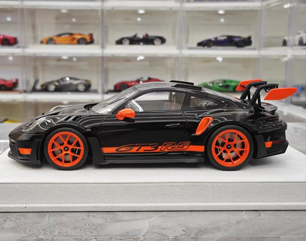 [FuelMe] 1:18 Porsche 2023 911 GT3 RS Black Model Car Resin
