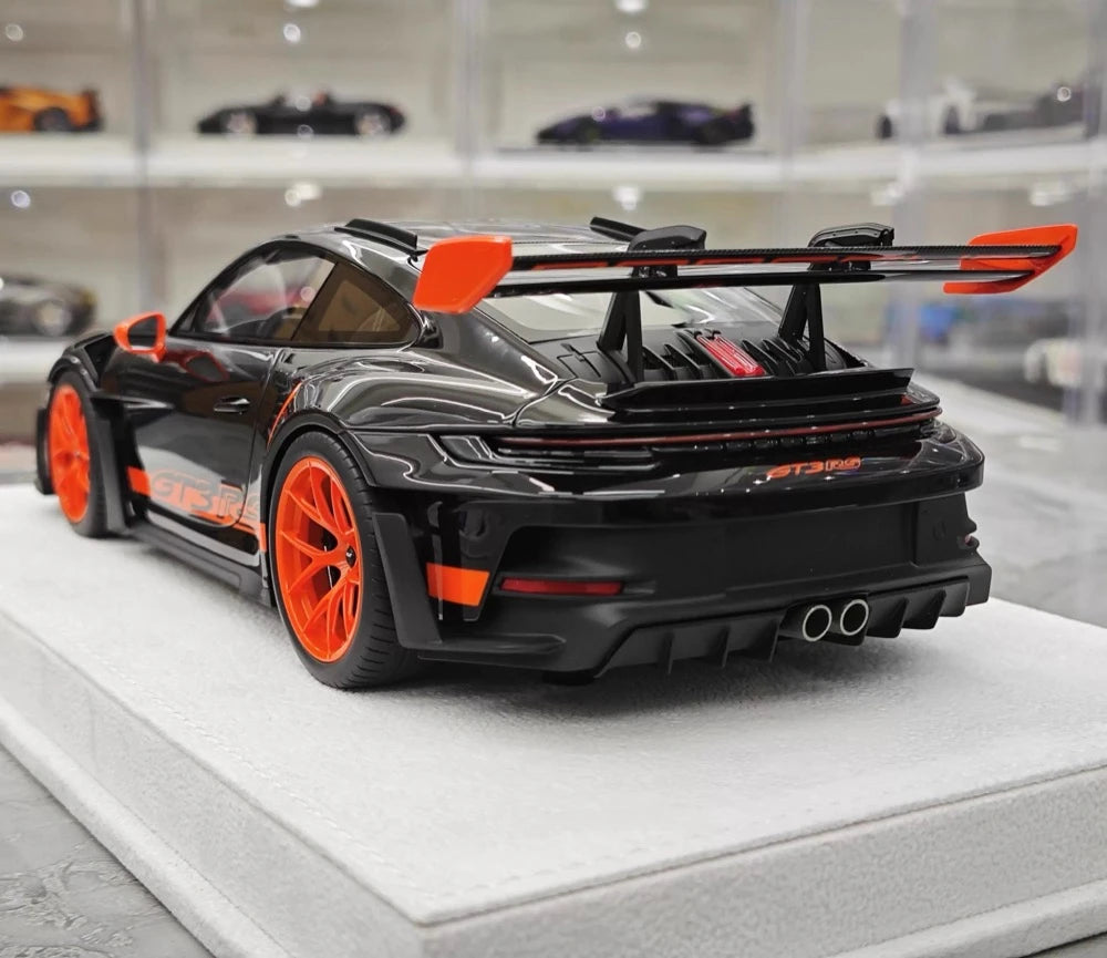 [FuelMe] 1:18 Porsche 2023 911 GT3 RS Black Model Car Resin