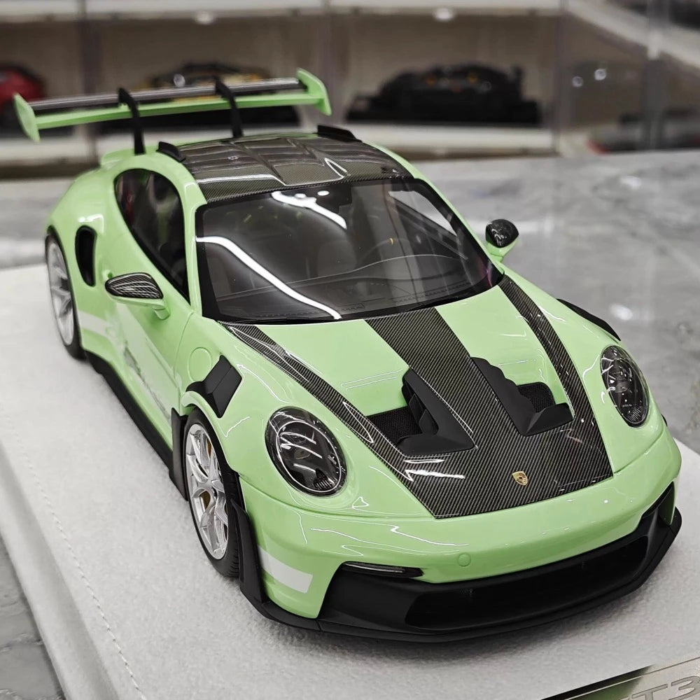 [FuelMe] 1:18 Porsche 2023 911 GT3 RS Green Model Car Resin