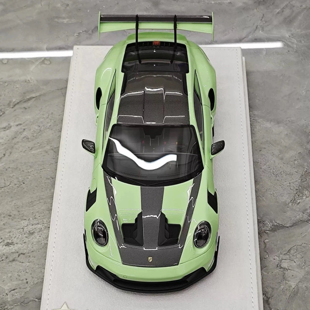 [FuelMe] 1:18 Porsche 2023 911 GT3 RS Green Model Car Resin