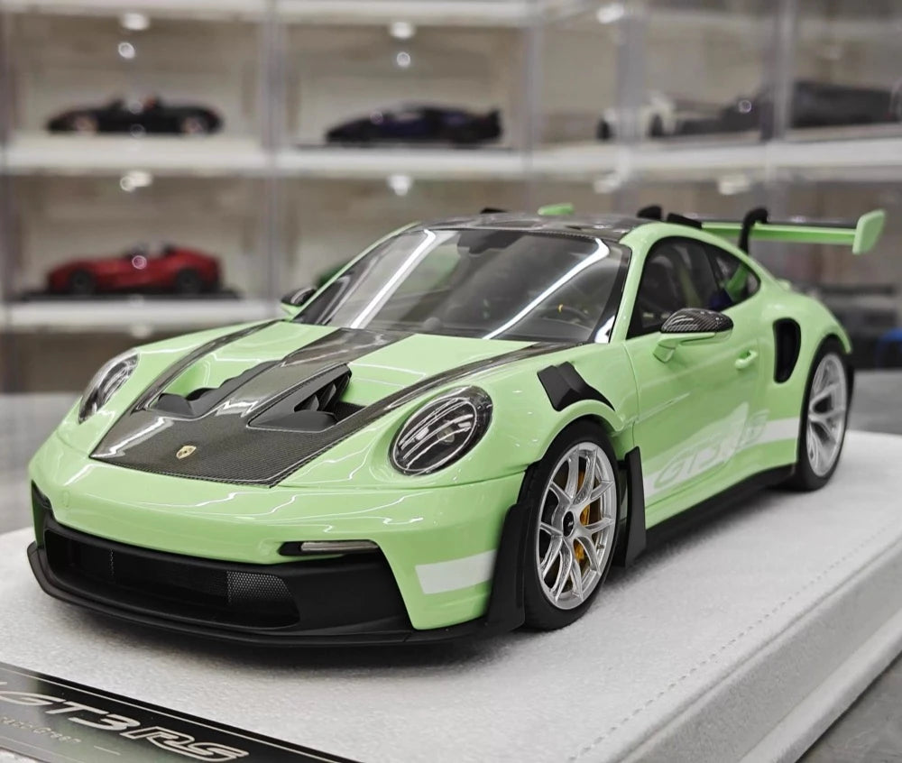 [FuelMe] 1:18 Porsche 2023 911 GT3 RS Green Model Car Resin