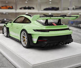[FuelMe] 1:18 Porsche 2023 911 GT3 RS Green Model Car Resin
