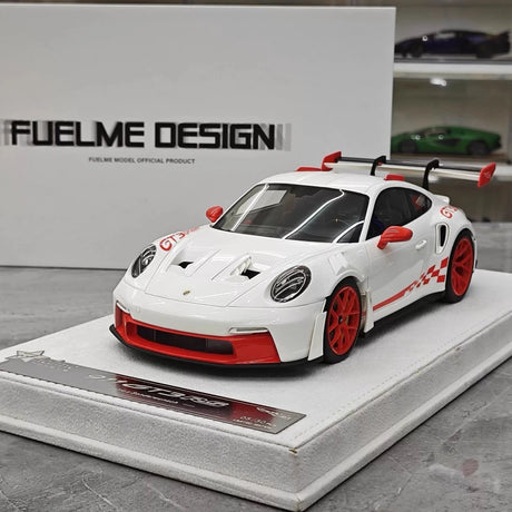 [FuelMe] 1:18 Porsche 2023 911 GT3 RS White & Red Hub Model Car Resin