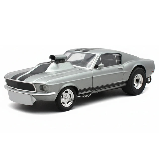 [GMP] 1:18 Ford 1967 Malco Mustang Gasser silver modellbil Die-Cast