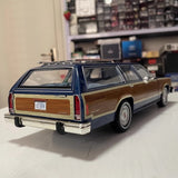 [Greenlight] 1:18 Ford 1979 LTD Country Squire Wagon Blue Model Car Die-Cast