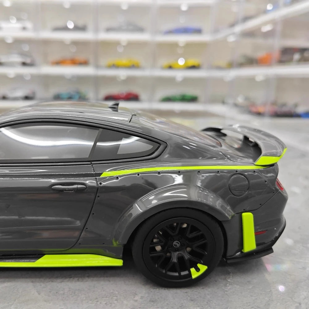 [GT Spirit] 1:18 Ford 2018 Mustang RTR Spec 5 Black Model Car Resin