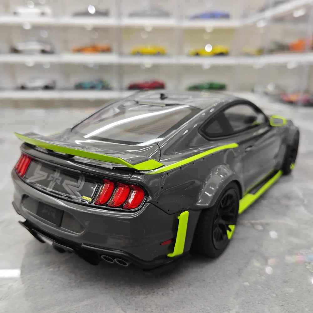 [GT Spirit] 1:18 Ford 2018 Mustang RTR Spec 5 Black Model Car Resin