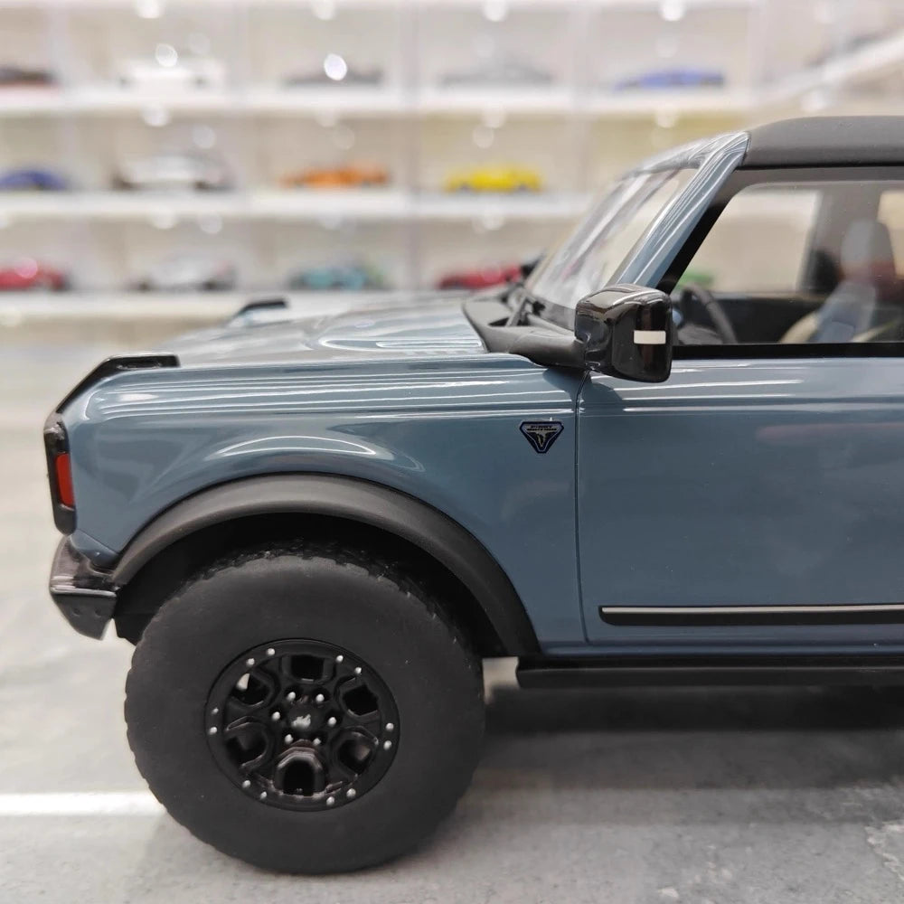 [GT Spirit] 1:18 Ford 2021 Bronco ブルー モデルカー レジン