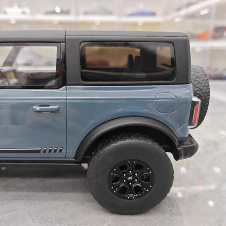 [GT Spirit] 1:18 Ford 2021 Bronco Blue Model Car Resin
