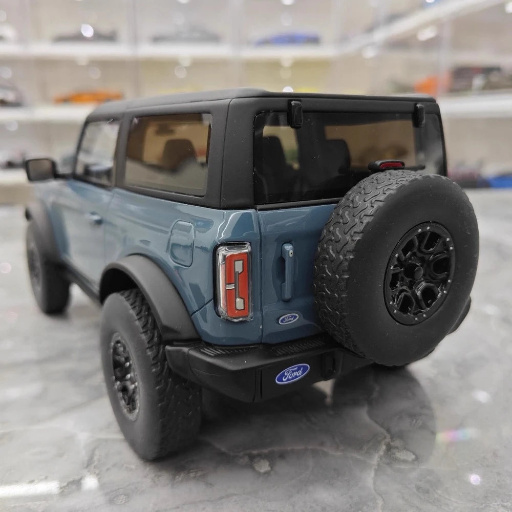 [GT Spirit] 1:18 Ford 2021 Bronco ブルー モデルカー レジン