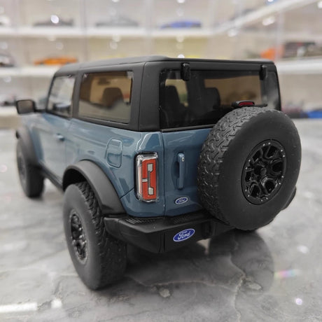 [GT Spirit] 1:18 Ford 2021 Bronco Blue Model Car Resin