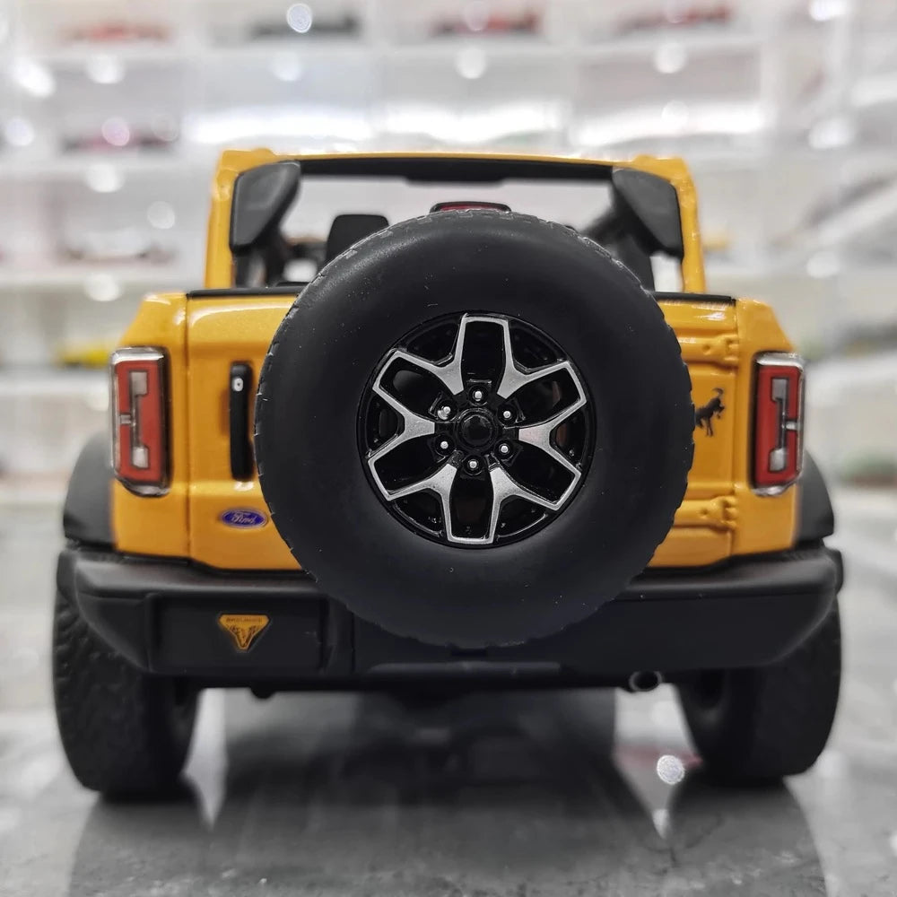[GT Spirit] 1:18 Ford 2021 Bronco jaune voiture miniature Resin