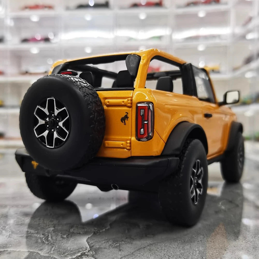 [GT Spirit] 1:18 Ford 2021 Bronco jaune voiture miniature Resin