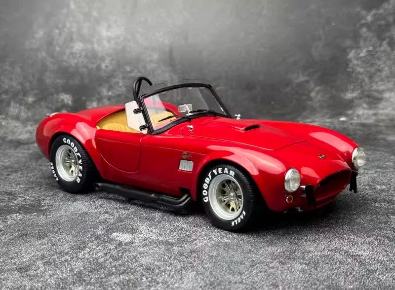 [Kyosho] 1:18 Ford Shelby 1965 Cobra 427 S/C punainen pienoismalli Die-Cast