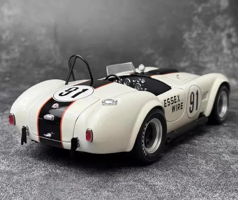 [Kyosho] 1:18 Ford Shelby 1965 Cobra 427 S/C White Model Car Die-Cast