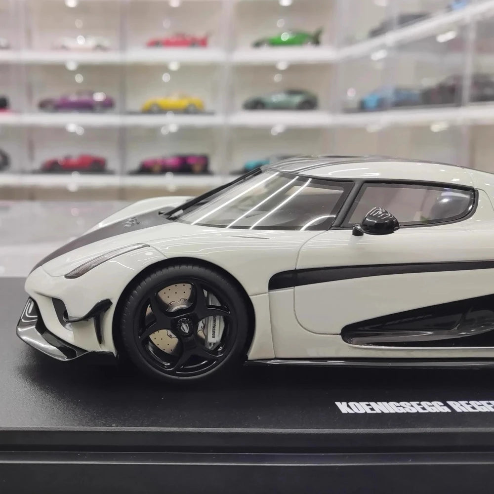 [GT Spirit] 1:18 Koenigsegg 2020 Regera White Model Car Resin