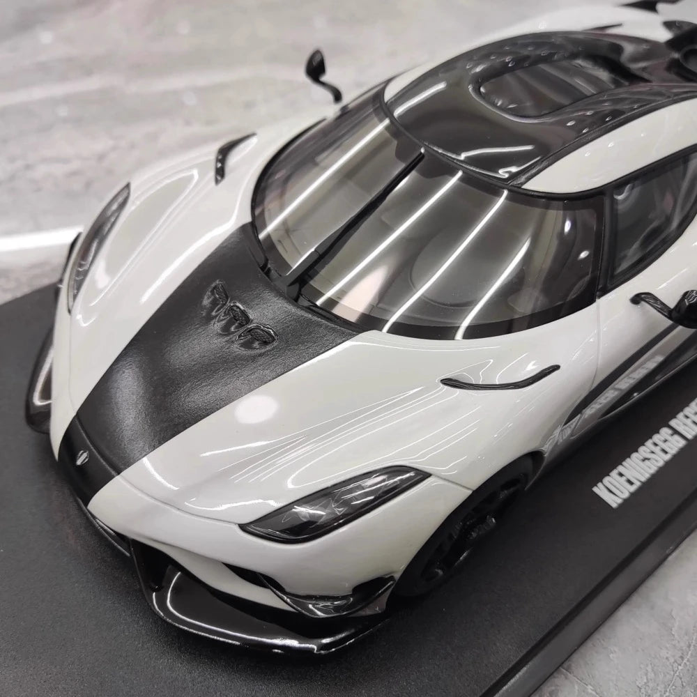 [GT Spirit] 1:18 Koenigsegg 2020 Regera White Model Car Resin