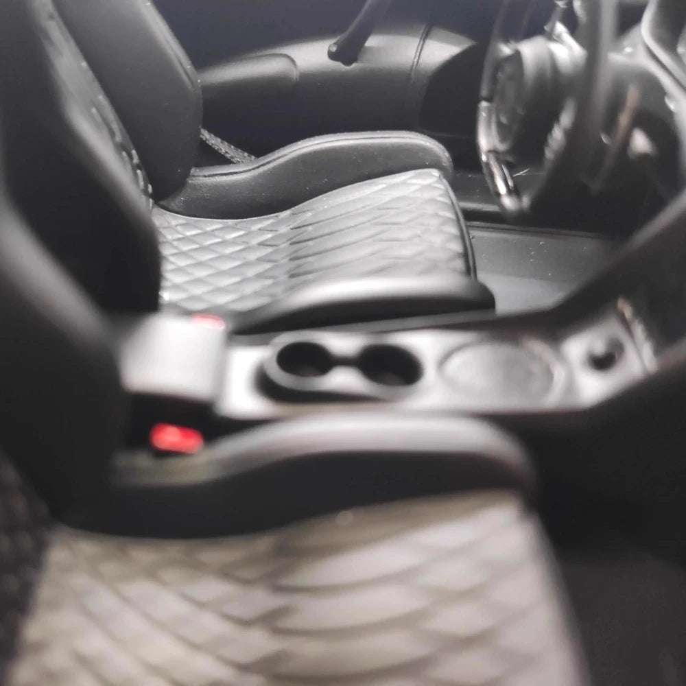 [GT Spirit] 1:18 Koenigsegg 2020 Regera White Model Car Resin