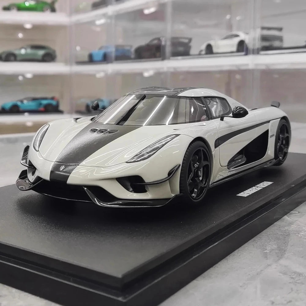 [GT Spirit] 1:18 Koenigsegg 2020 Regera White Model Car Resin