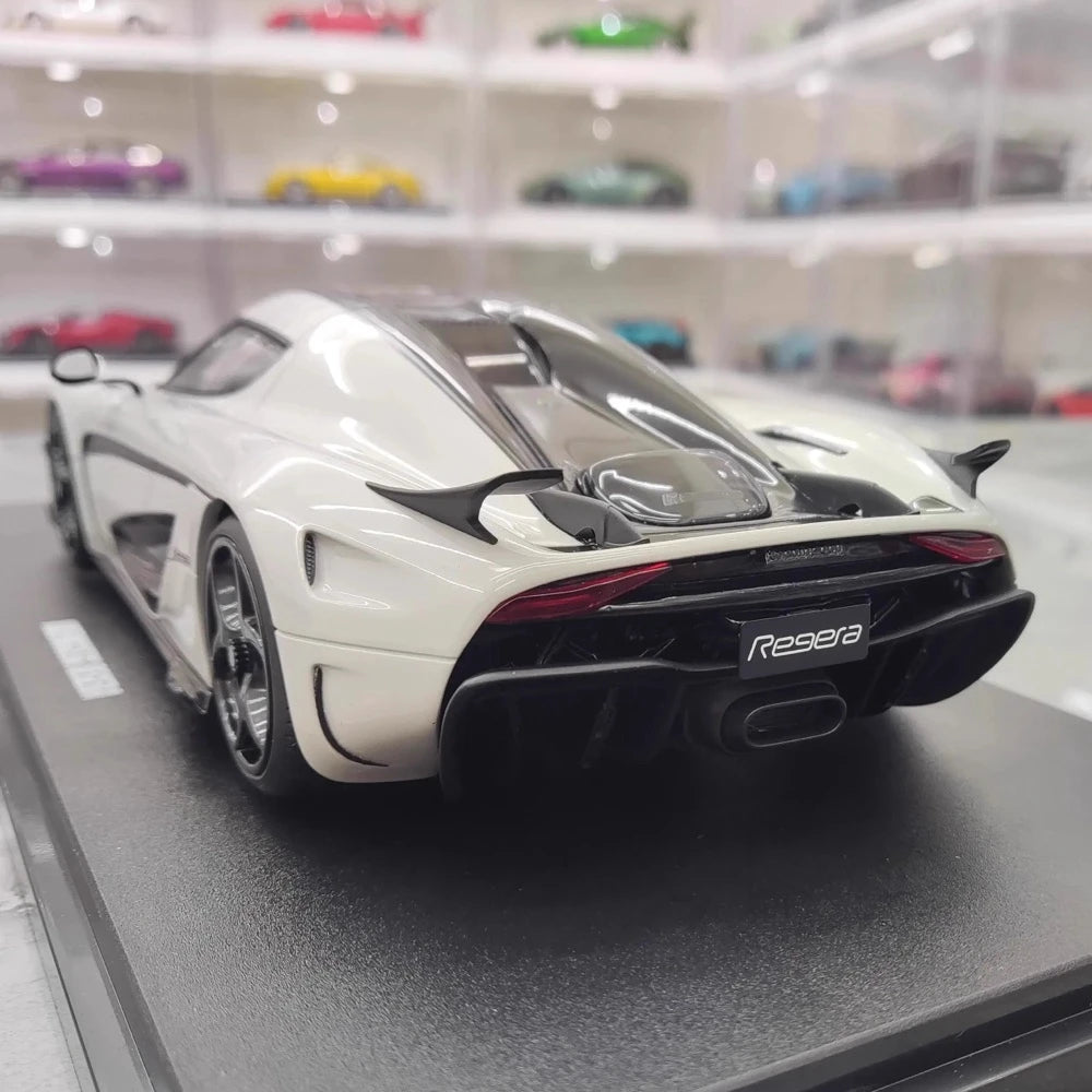 [GT Spirit] 1:18 Koenigsegg 2020 Regera White Model Car Resin