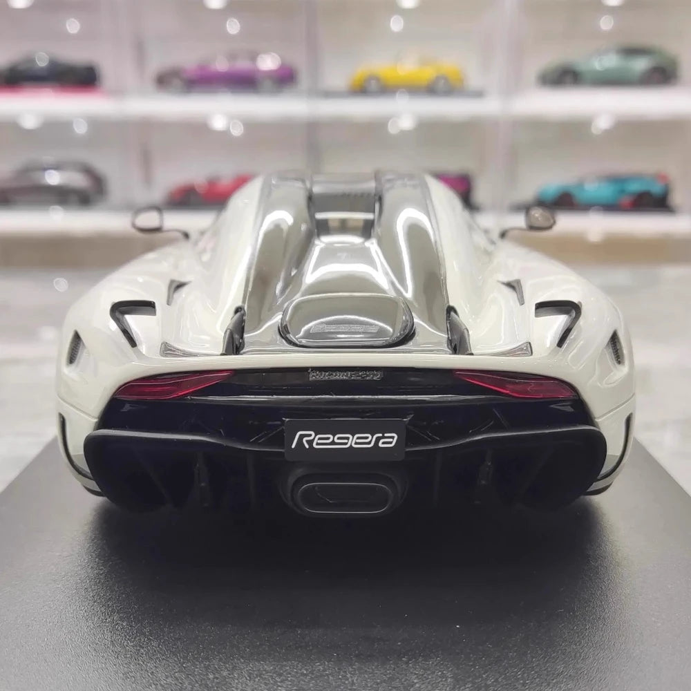 [GT Spirit] 1:18 Koenigsegg 2020 Regera White Model Car Resin