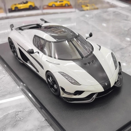 [GT Spirit] 1:18 Koenigsegg 2020 Regera White Model Car Resin