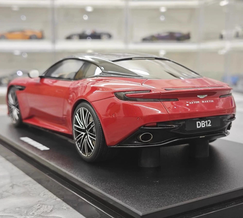 [GT Spirit] 1:18 Aston Martin 2024 DB12 Red Model Car Resin